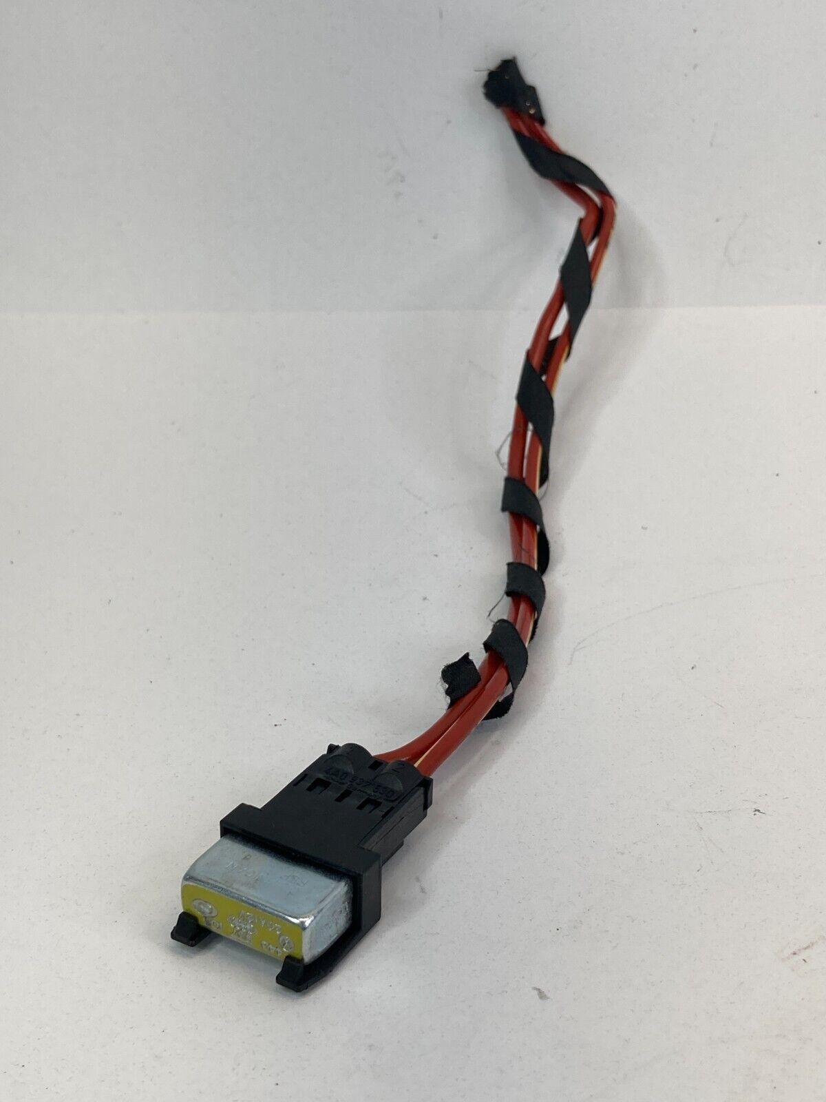 2011 VW Volkswagen Tiguan Thermo Fuse Holder Relay Module 4A0937530