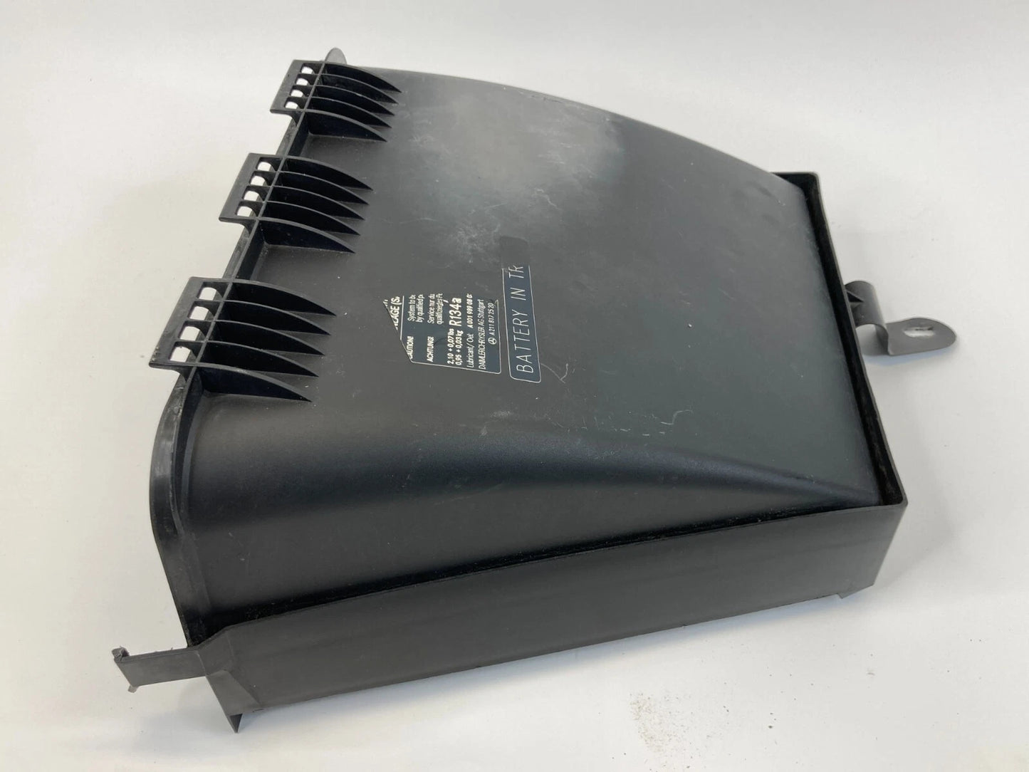 2003-2006 MERCEDES-BENZ E500 CABIN AIR FILTER COVER UNIT OEM FACTORY 2118300018