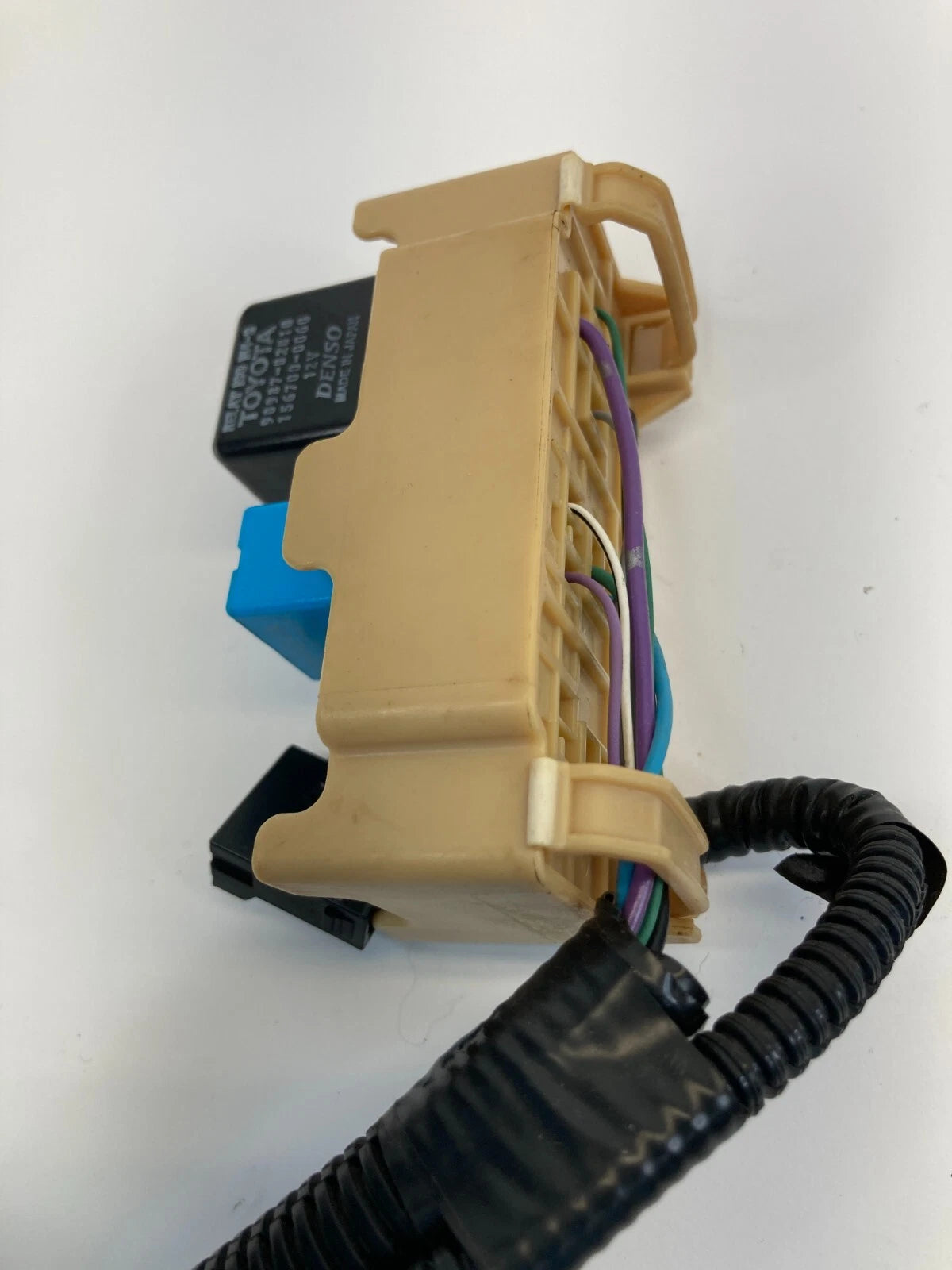2004-2007 TOYOTA HIGHLANDER 3.3L V6 A/T INTERIOR CABIN DASH SMALL FUSE RELAY OEM