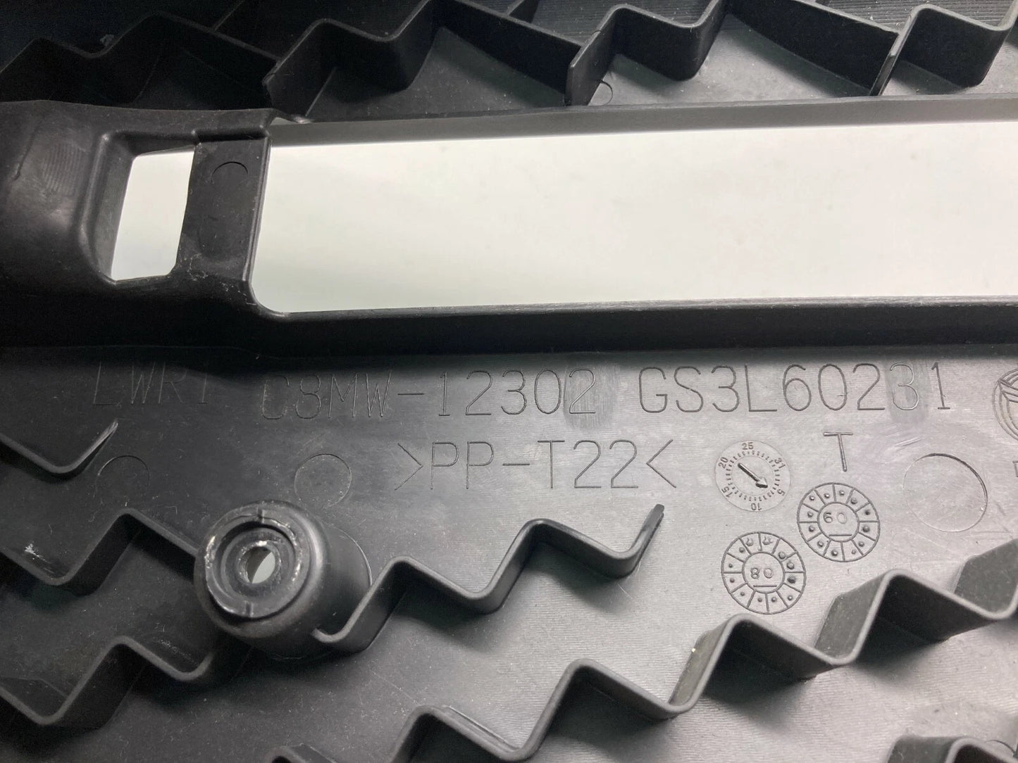 2009-2013 MAZDA6 SPEEDOMETER CLUSTER COVER BEZEL STEERING COLUMN COVER GS3L60261