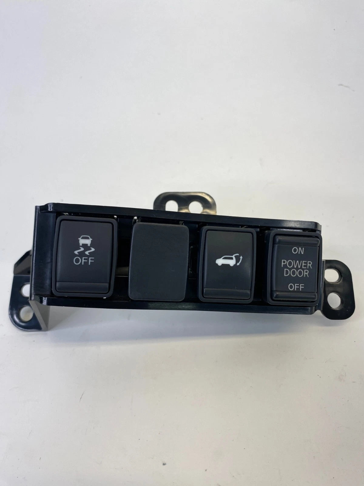 13-20 NISSAN PATHFINDER SWITCH PANEL POWER DOOR AND TRACTION W/TRUNK LIFGATE OEM