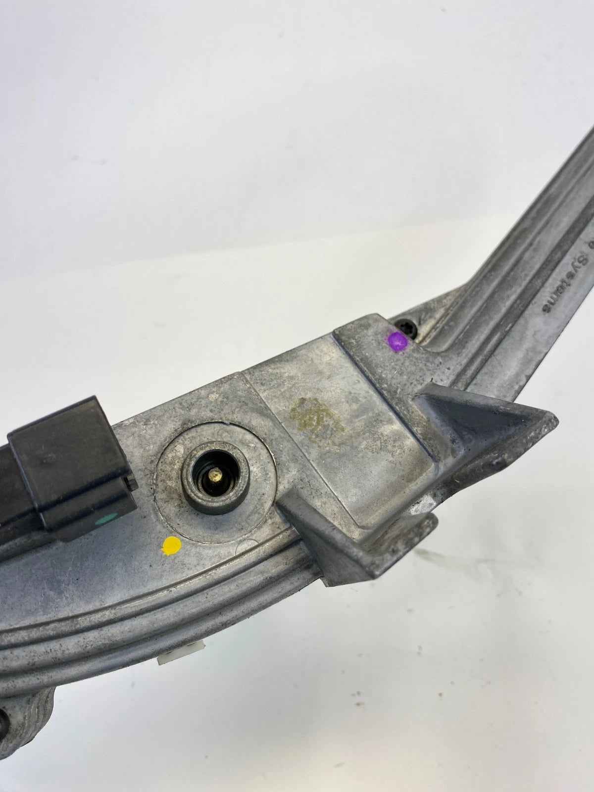 03-06 LINCOLN NAVIGATOR REAR RIGHT LIFTGATE TRUNK HATCH HINGE POWER MOTOR OEM