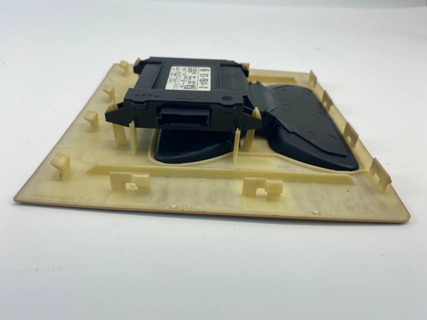 2004 2005 BMW 545I ALARM SYSTEM ULTRA SONIC MODULE W/ COVER TRIM 65756958414 OEM