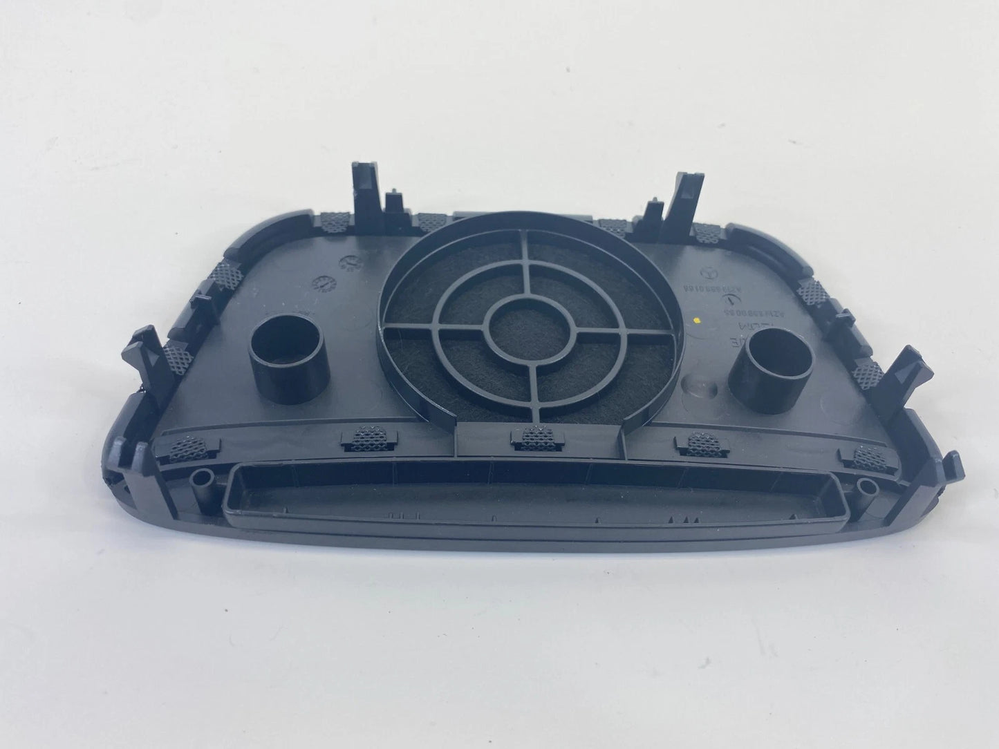 2006 MERCEDES-BENZ CLS500 FRONT DASH SPEAKER COVER GRILLE A219-689-00-66 OEM