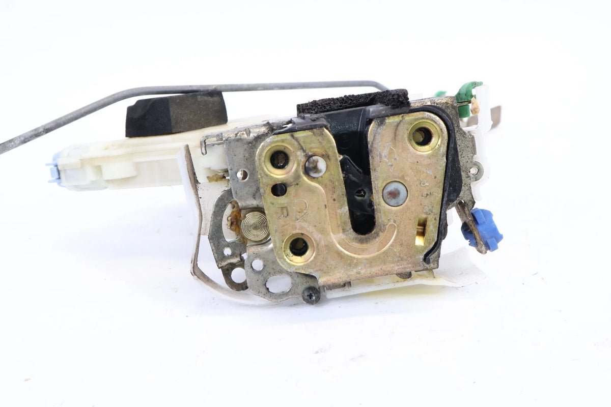 2001-2004 NISSAN XTERRA FRONT RIGHT PASSENGER DOOR LOCK LATCH ACTUATOR OEM