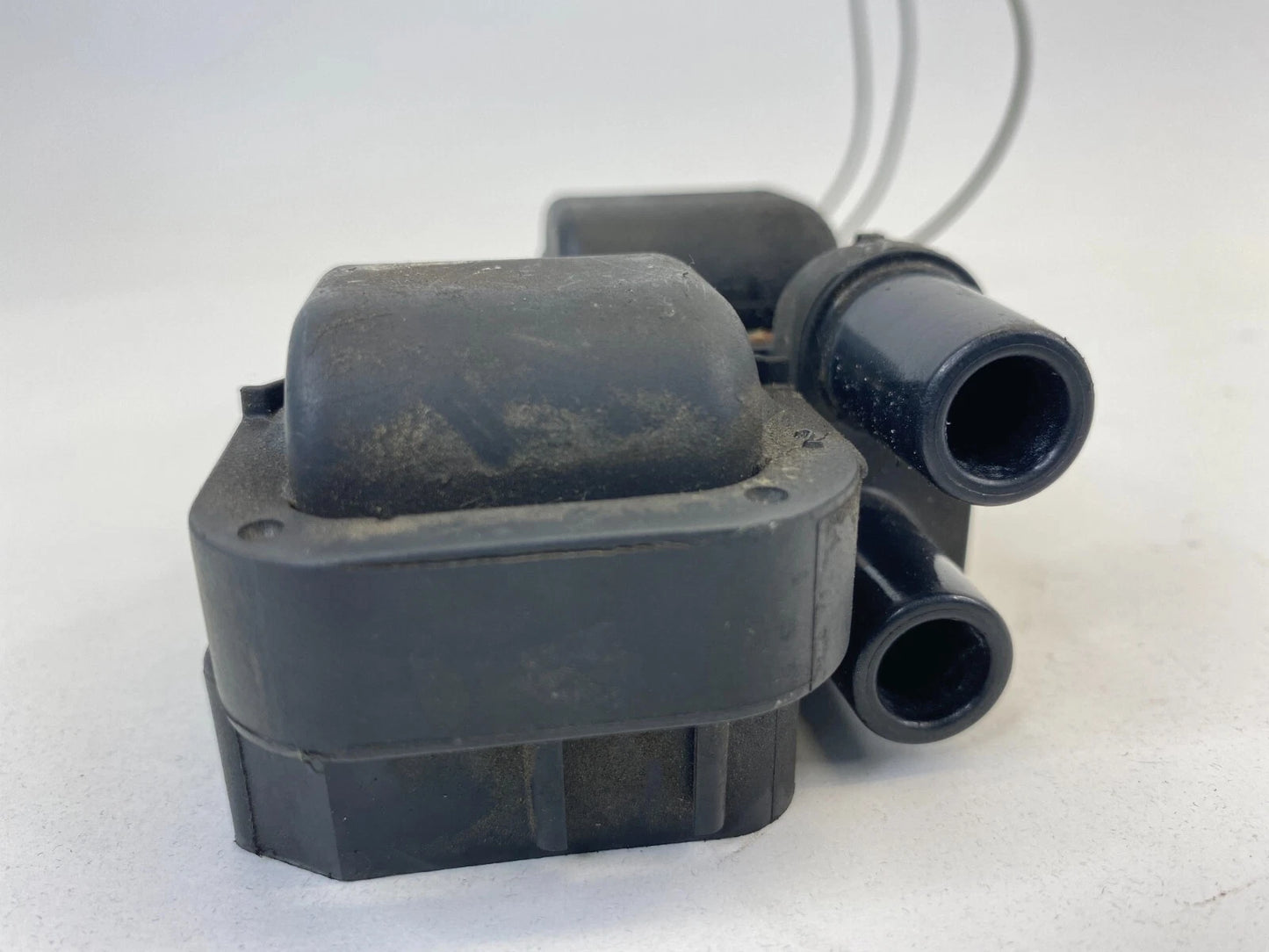 1999-2003 MERCEDES-BENZ CLK430 4.3L ENGINE IGNITION COIL INGITER A0001587803 OEM