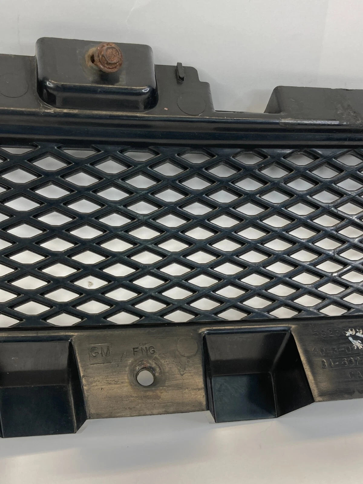 2008-2012 CHEVROLET MALIBU FRONT BUMPER UPPER GRILL GRILLE 15823699/15899022