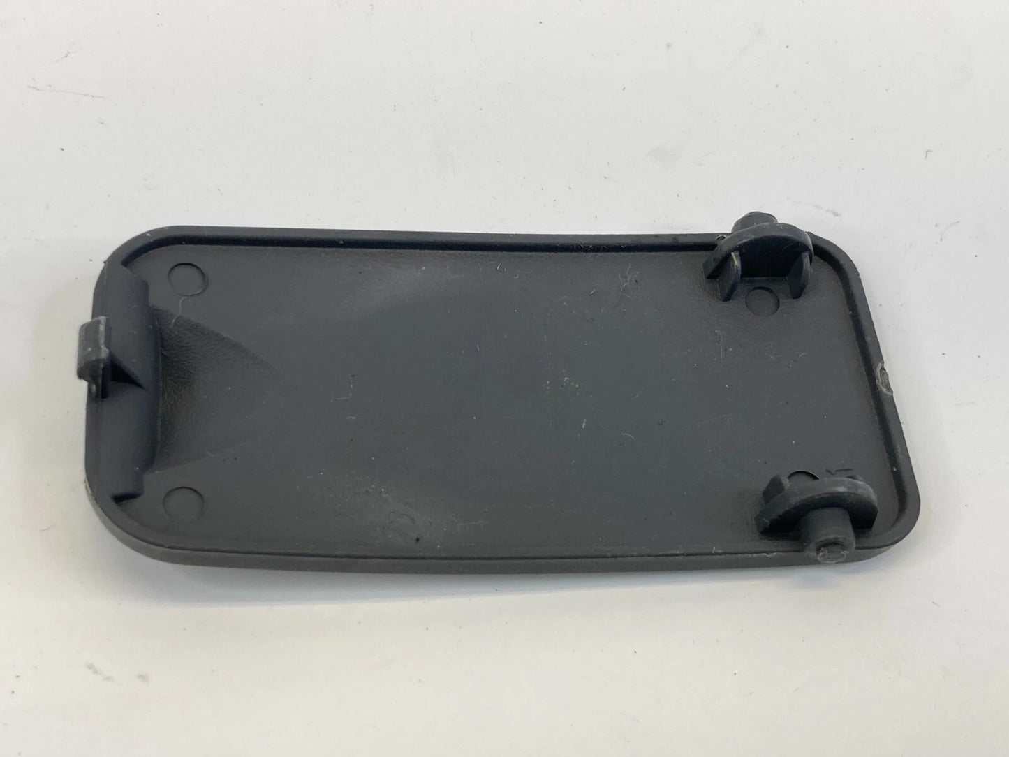 2006-2011 KIA RIO SEDAN BACK REAR CHILD ANCHOR CAP LID COVER TRIM BEZEL OEM