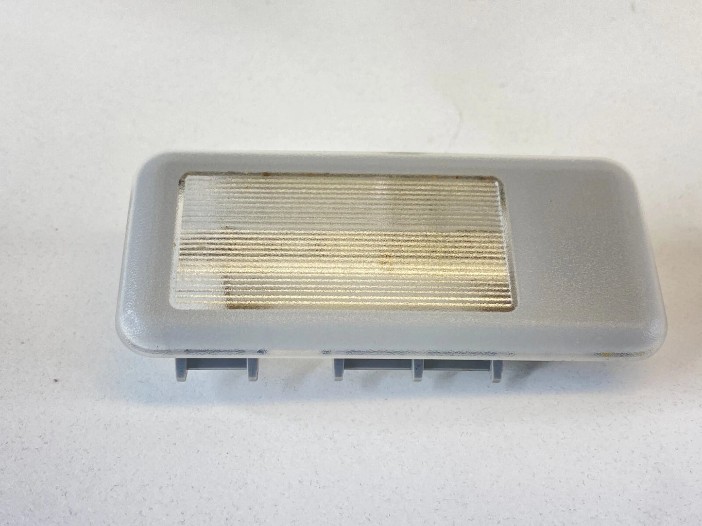 2001-2005 BMW 325I 325XI 330I 330XI OVERHEAD SUNVISOR DOME MAP LIGHT LAMP OEM