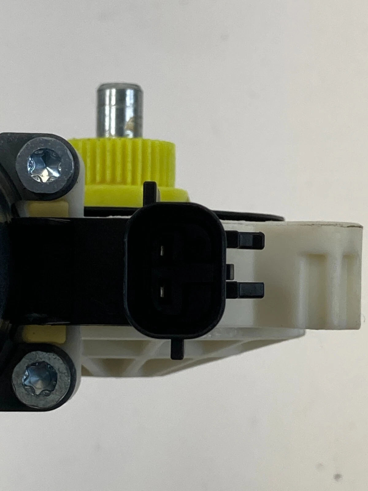 2008-2012 JEEP LIBERTY REAR RIGHT SIDE POWER WINDOW REGULATOR MOTOR OEM 1006625