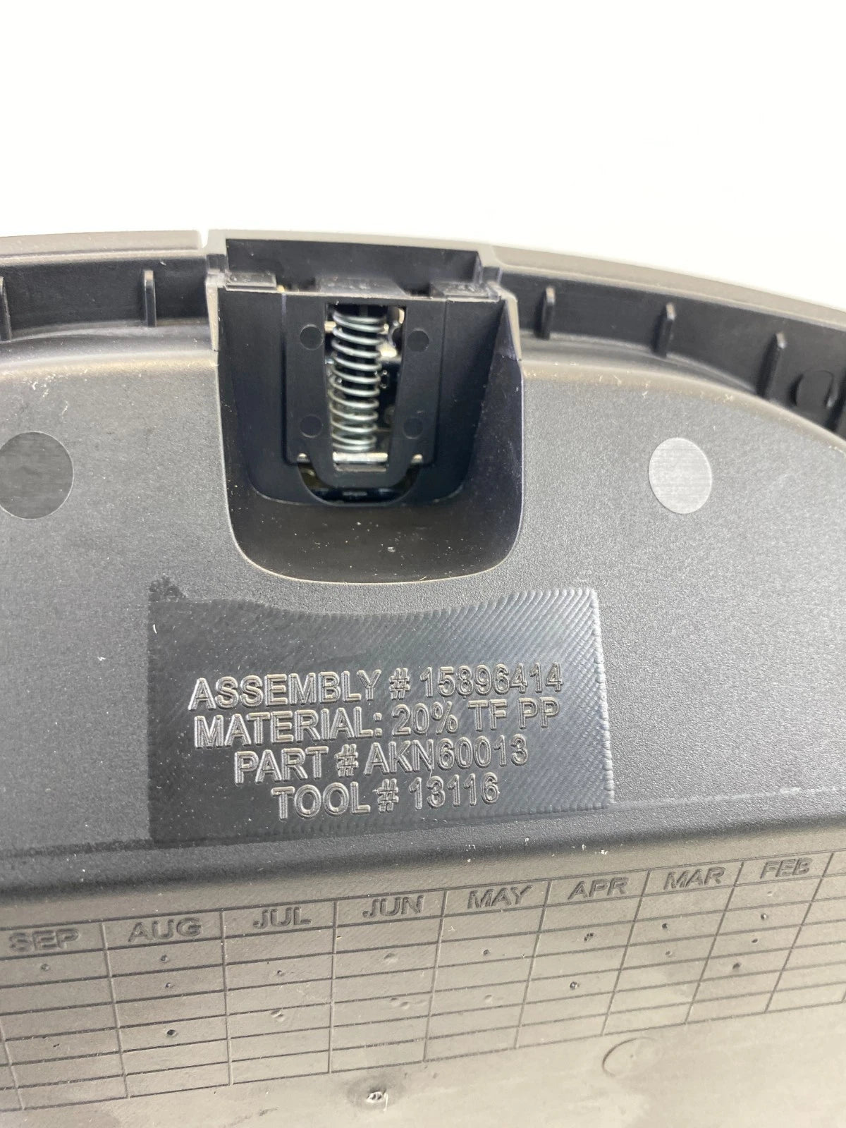 2008-2012 CHEVROLET MALIBU UPPER CENTER DASH STORAGE COMPARTMENT 15896414 OEM