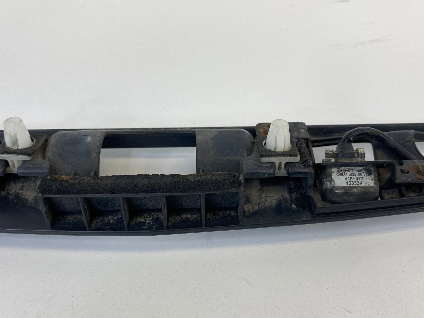 07-09 ACURA RDX TRUNK LIFTGATE FINISH MOLDING PANEL W/ REAR CAMERA 74895-STK OEM