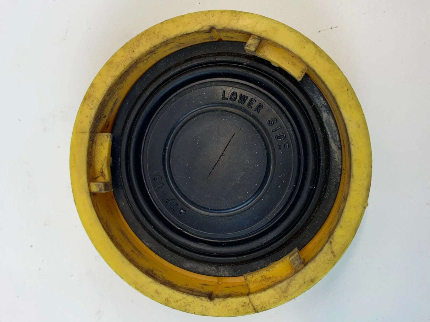 2000 00 SUBARU LEGACY BRAKE MASTER CYLINDER FLUID RESERVOIR TANK CAP BOTTLE TOP