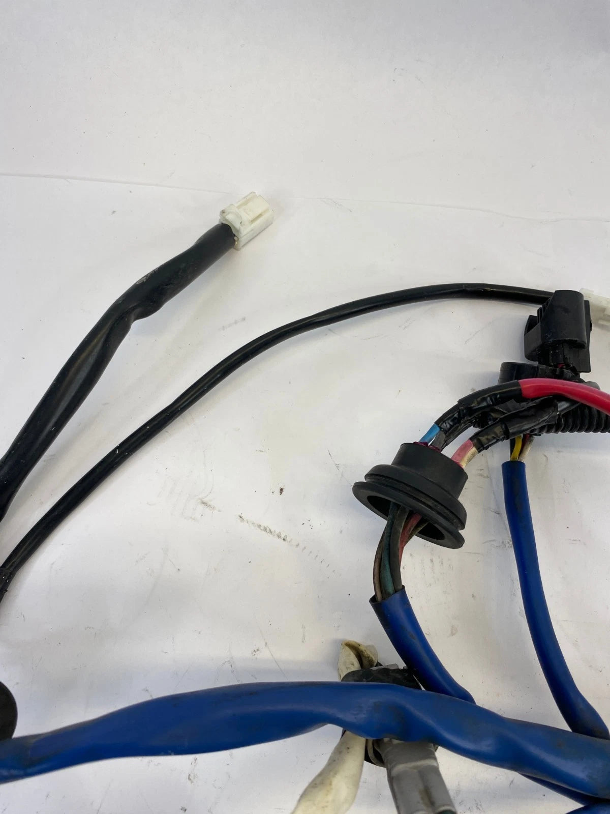 09 10 LEXUS IS250 IS350 FRONT LEFT HEADLIGHT WIRE HARNESS CONNECTOR SOCKET OEM