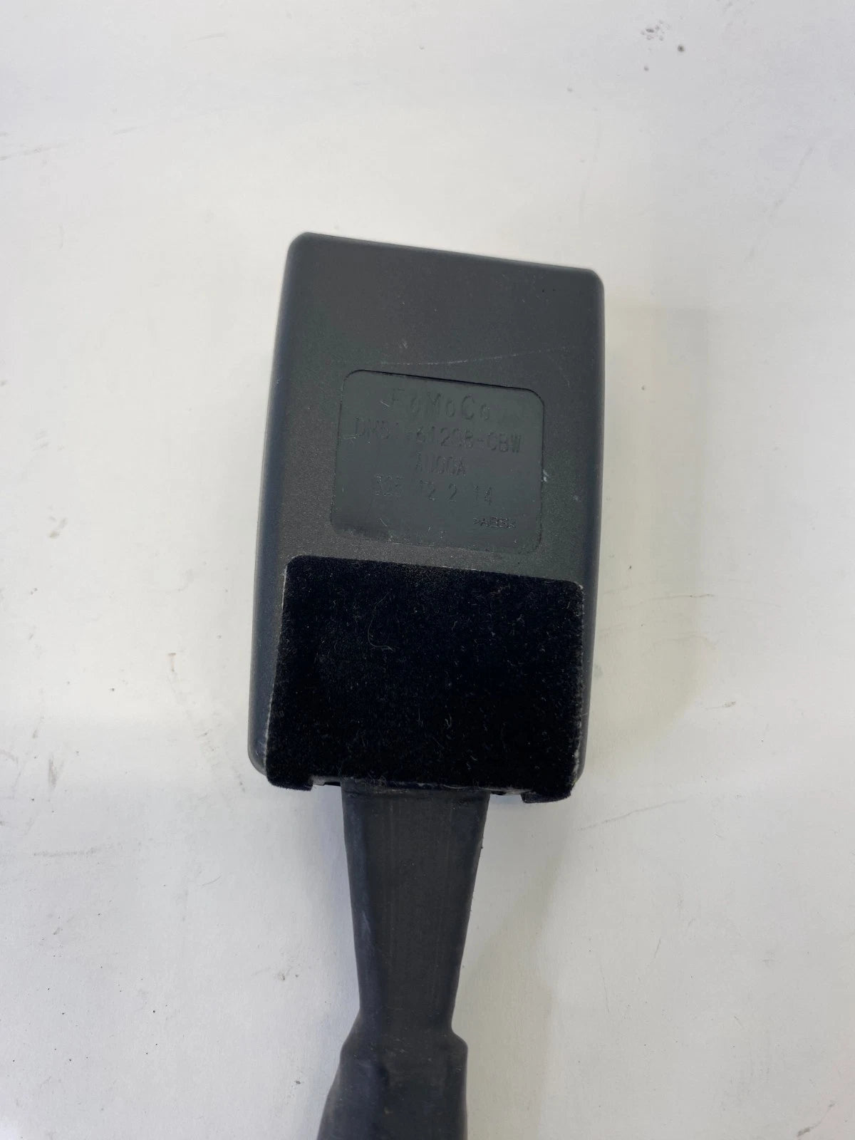 2013 2014 FORD FOCUS FRONT RIGHT PASSENGER SEAT BELT BUCKLE DM51-610D66-AAW OEM