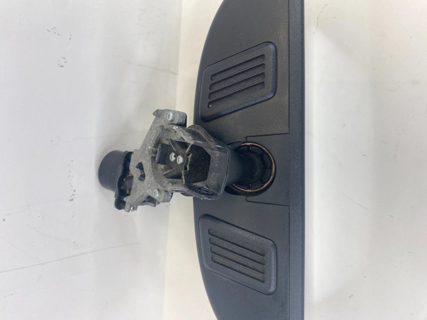 11-13 Dodge Durango 07-17 Patriot Rear View Interior Mirror w/Auto Dim E11026545