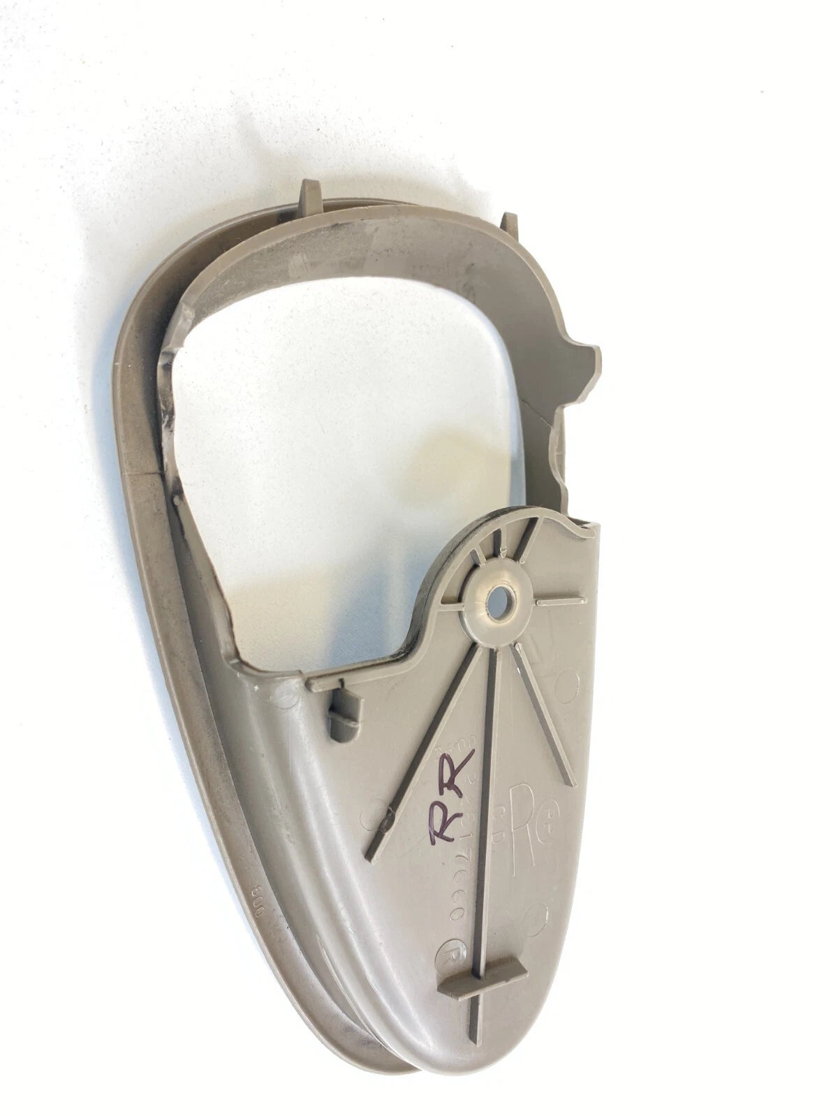 2002-2005 PONTIAC GRAND AM REAR RIGHT INNER DOOR HANDLE BEZEL TRIM 22617660