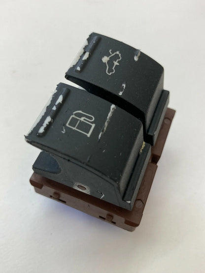 06-10 VW VOLKSWAGEN PASSAT SEDAN TRUNK & FUEL GAS TANK RELEASE SWITCH 3C0959903