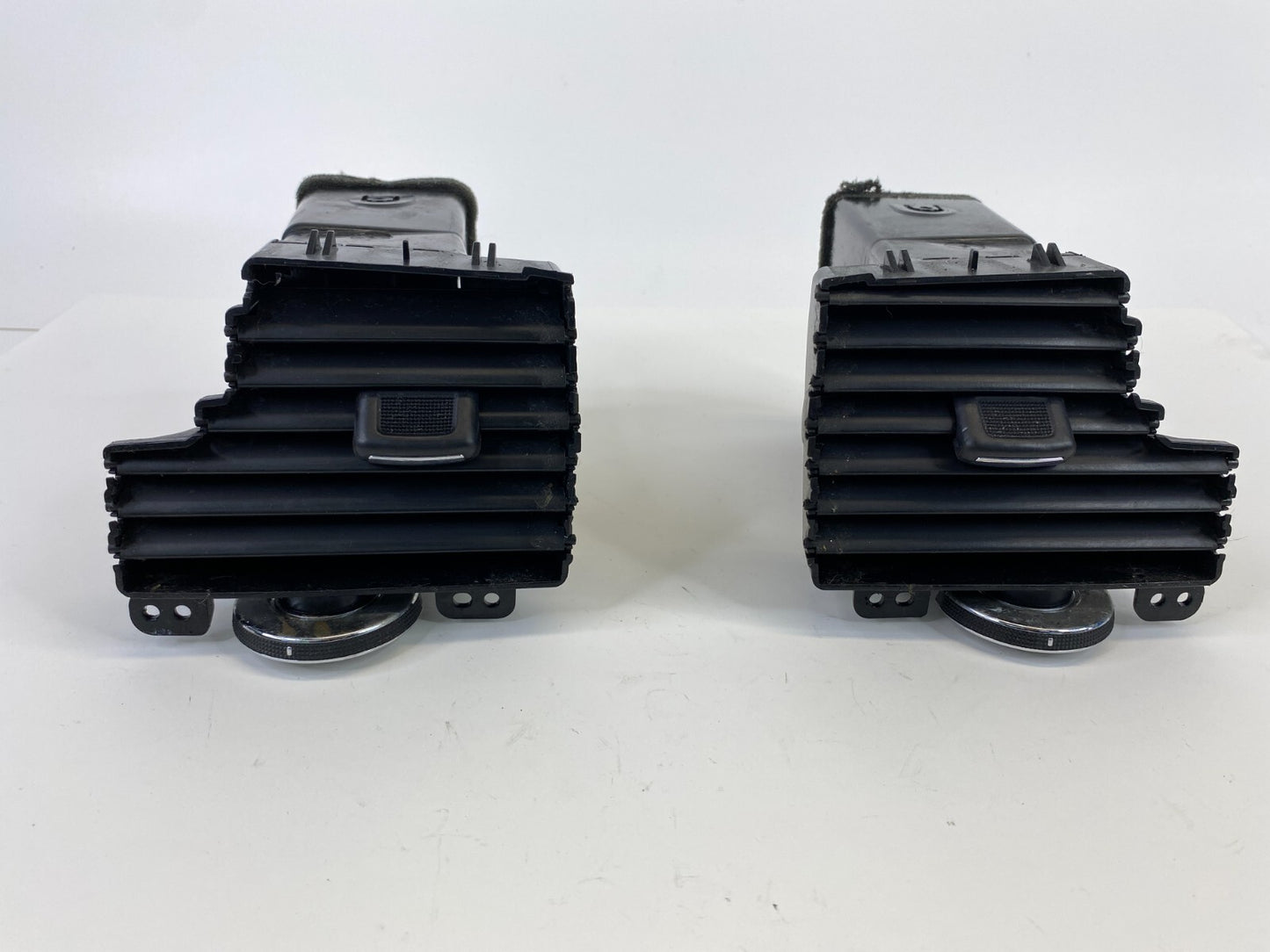 11-16 Chrysler Town & Country Center Dash A/C Air Vent Grill Grille Set Pair