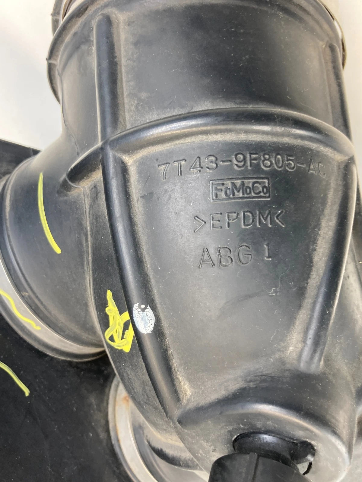 2007-2010 FORD EDGE 3.5L AIR CLEANER INTAKE RESONATOR TUBE HOSE 7T43-9F805-AC