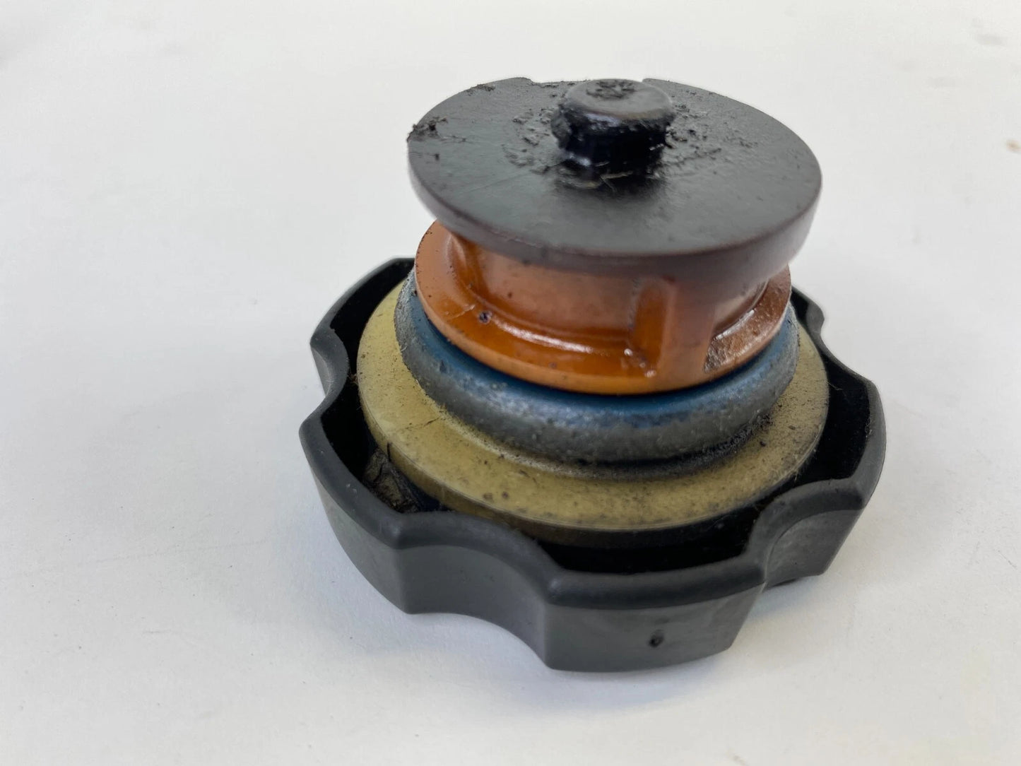 1994-2005 PONTIAC GRAND AM 3.4L ENGINE OIL FLUID FILLER CAP COVER SAE 5W-30 OEM