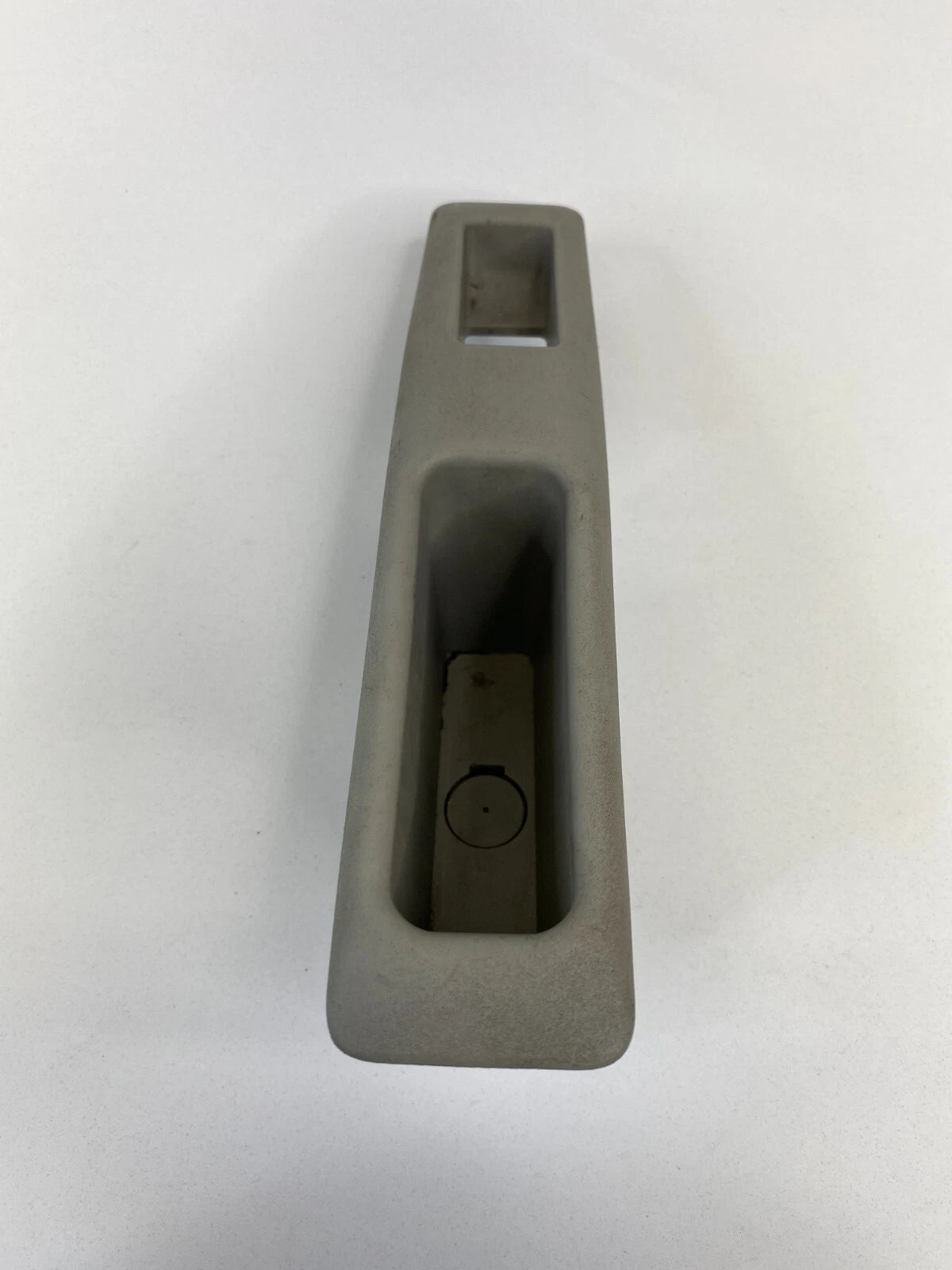 2008-2013 NISSAN ROGUE REAR RIGHT SIDE DOOR WINDOW SWITCH COVER BEZEL 82960JM00A