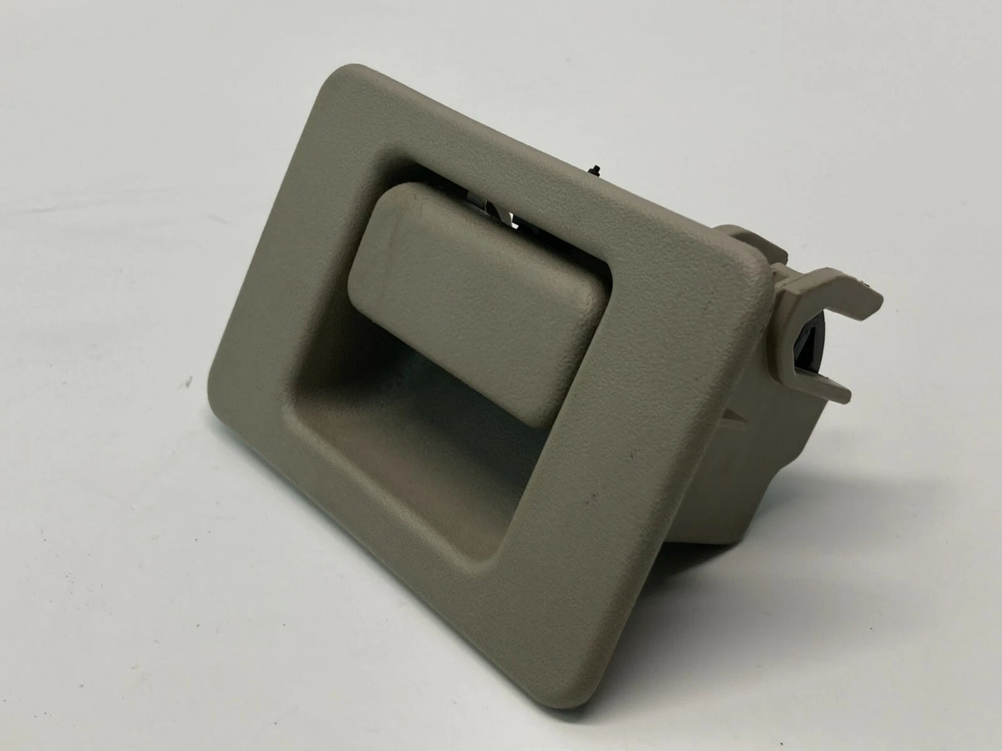 2008-2012 FORD ESCAPE GLOVE BOX GLOVEBOX LOCK LATCH HANDLE YL2A-1006004-AAW OEM