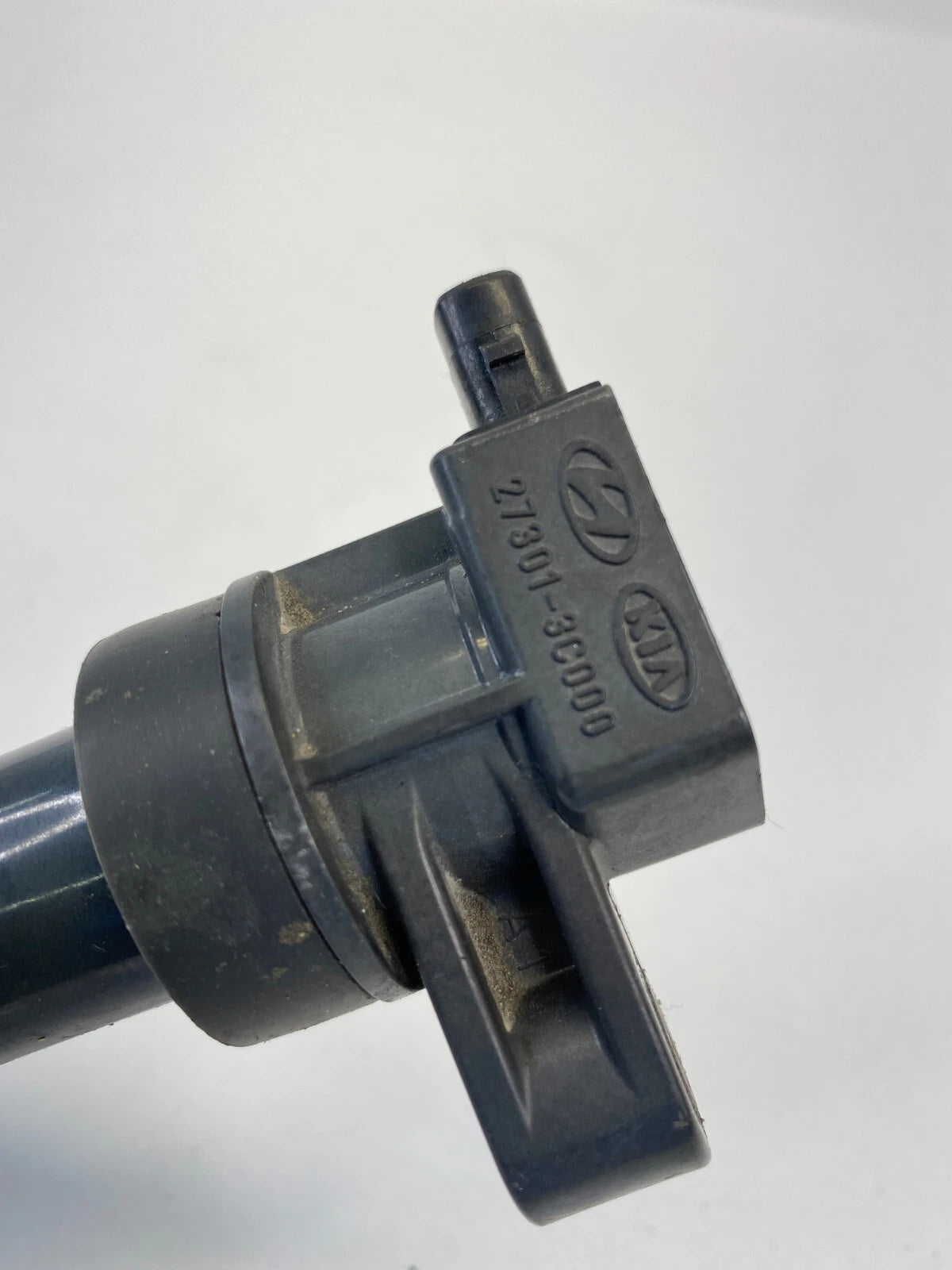 06-18 KIA SEDONA 3.8L V6 IGNITION DIRECT IGNITER COIL ASSEMBLY 27301-3C000 OEM