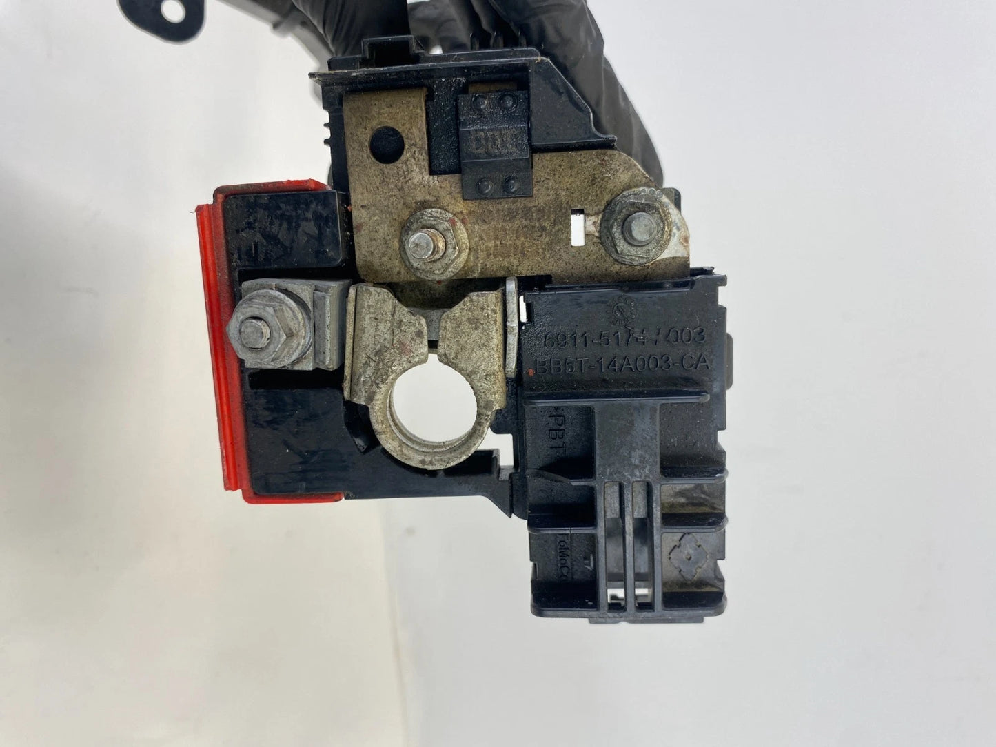 13-17 Ford Police Interceptor SEDAN Positive Battery Cable Fuse Terminal Block