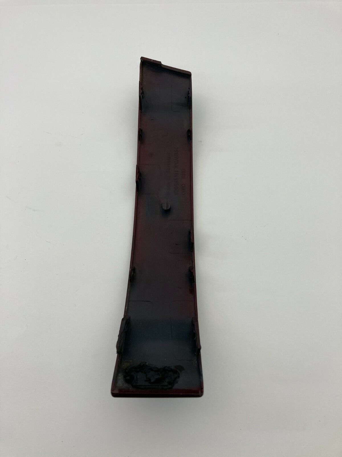 96-01 Audi A4 Quattro 00-02 Audi S4 Rear Left Taillight Lower Trim Molding Panel