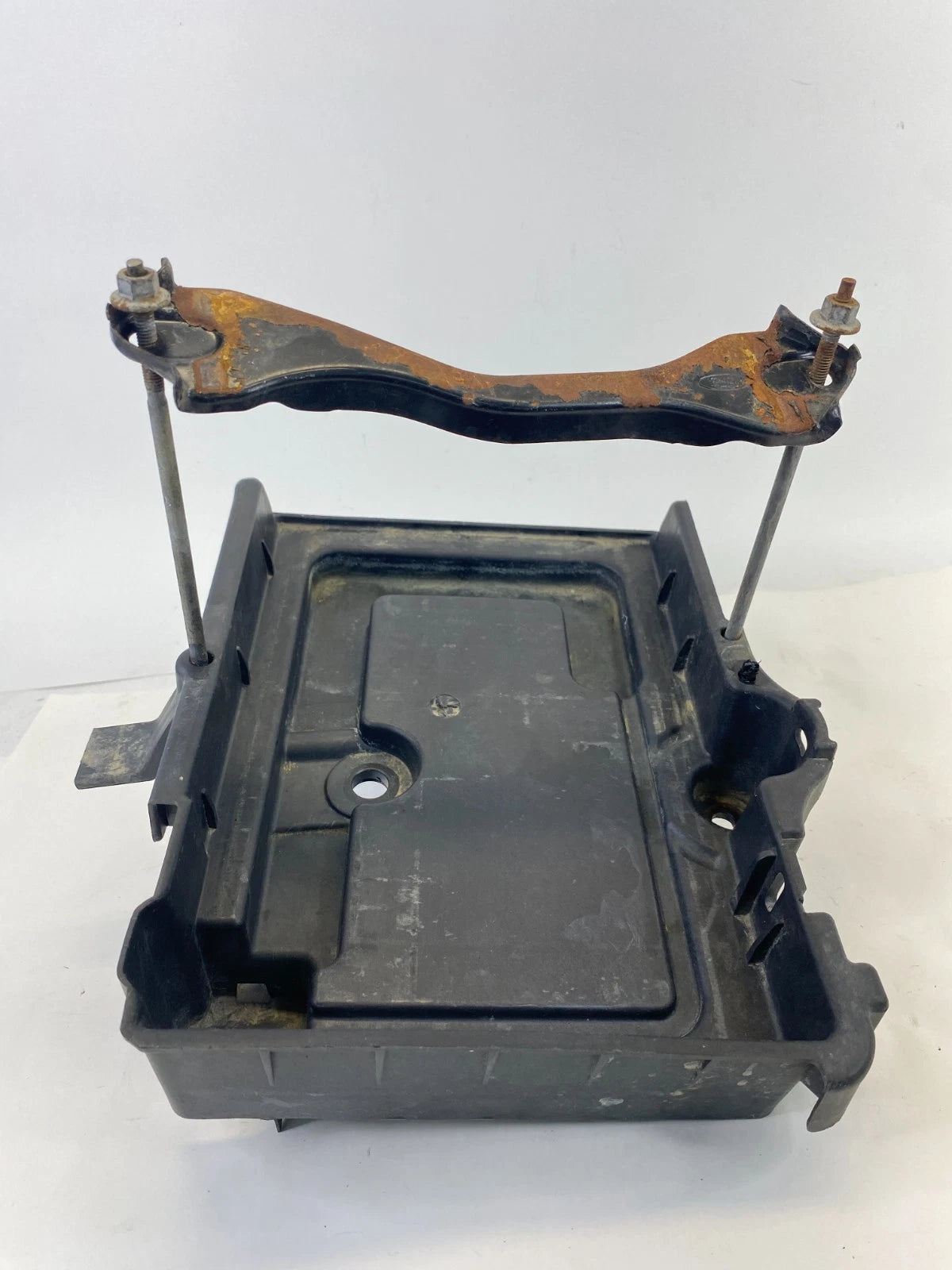 2013-2019 Ford Police Interceptor Sedan 3.5L V6 AT Battery Tray Holder Bracket