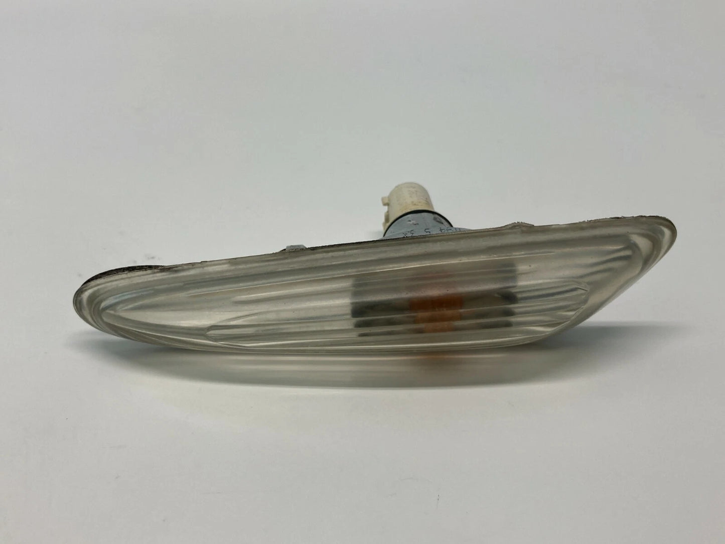 2004-2006 BMW X3 LEFT DRIVER SIDE FENDER MARKER REPEATER LIGHT 8382104 OEM