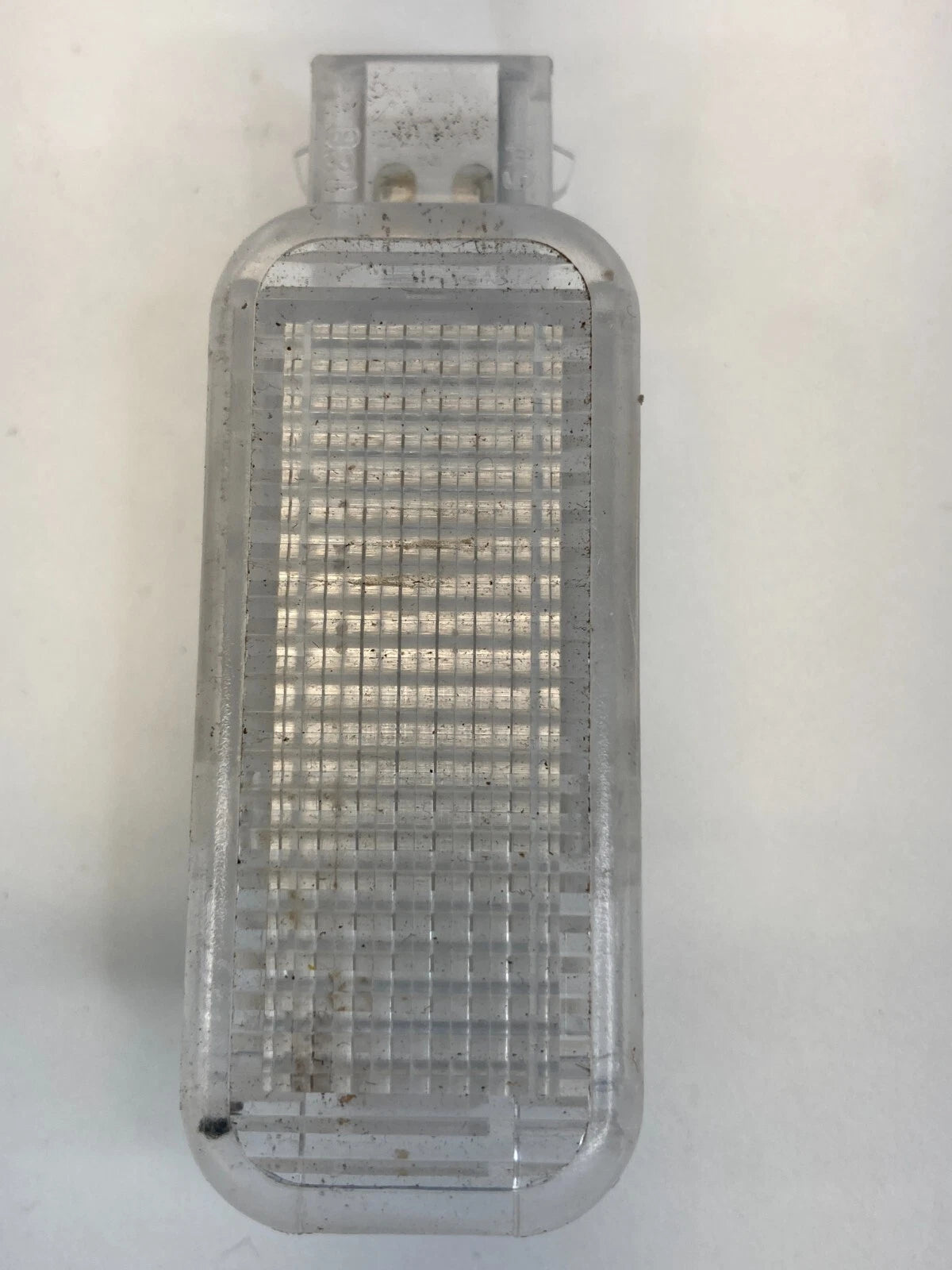 2006-2018 AUDI A6 FRONT LEFT SIDE DOOR PANEL COURTESY LAMP LIGHT 8D0-947-41 OEM