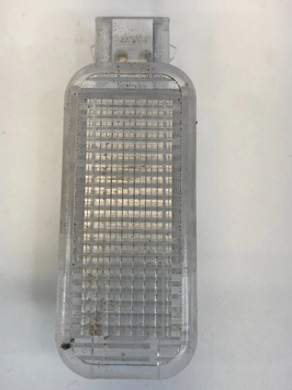 2006-2018 AUDI A6 FRONT LEFT SIDE DOOR PANEL COURTESY LAMP LIGHT 8D0-947-41 OEM