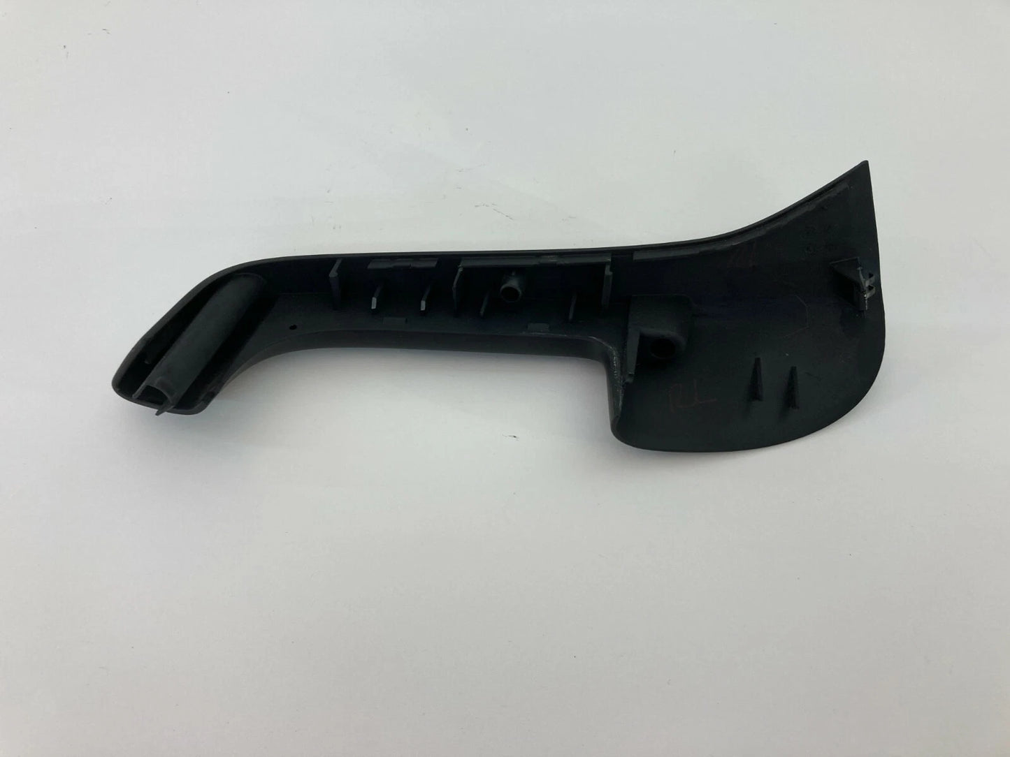 2010-2014 VW VOLKSWAGEN JETTA REAR LEFT SIDE DOOR PULL HANDLE TRIM RR LH OEM