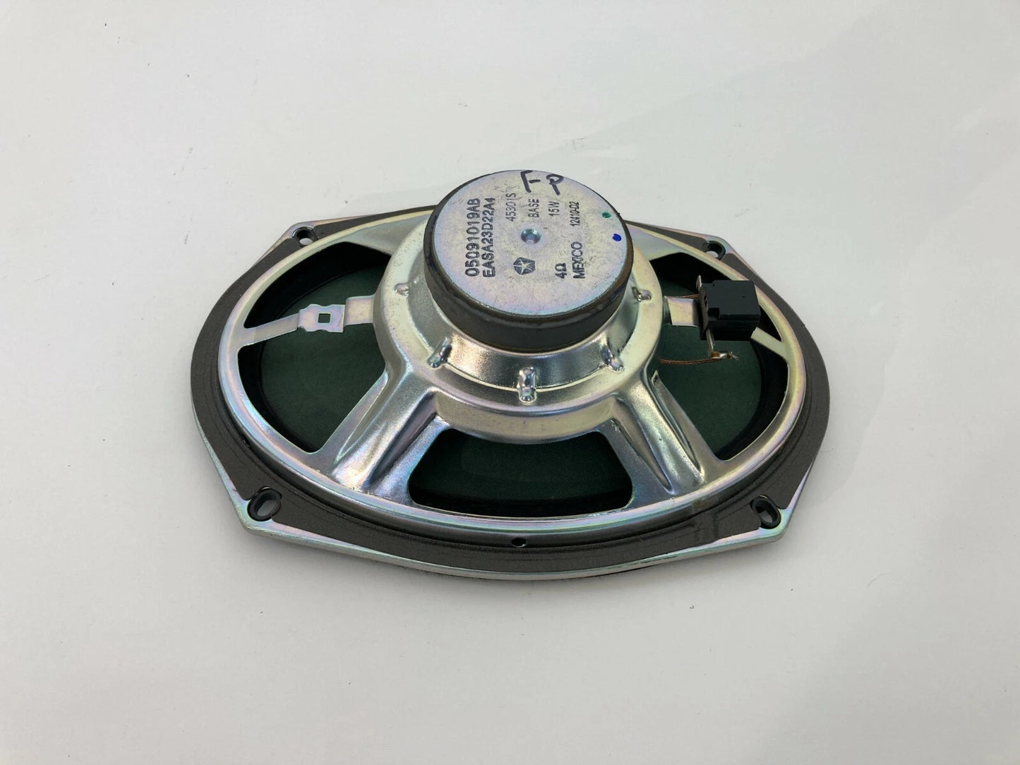 2004-2016 TOWN & COUNTRY FRONT RIGHT PASSENGER DOOR SPEAKER RH 05091019AB OEM