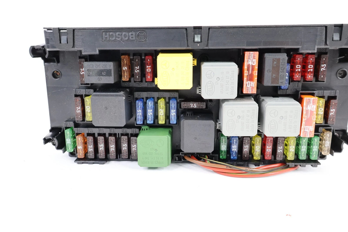 2014-2016 MERCEDES W212 E350 FRONT SAM FUSE BOX RELAY CONTROL MODULE A2129006924