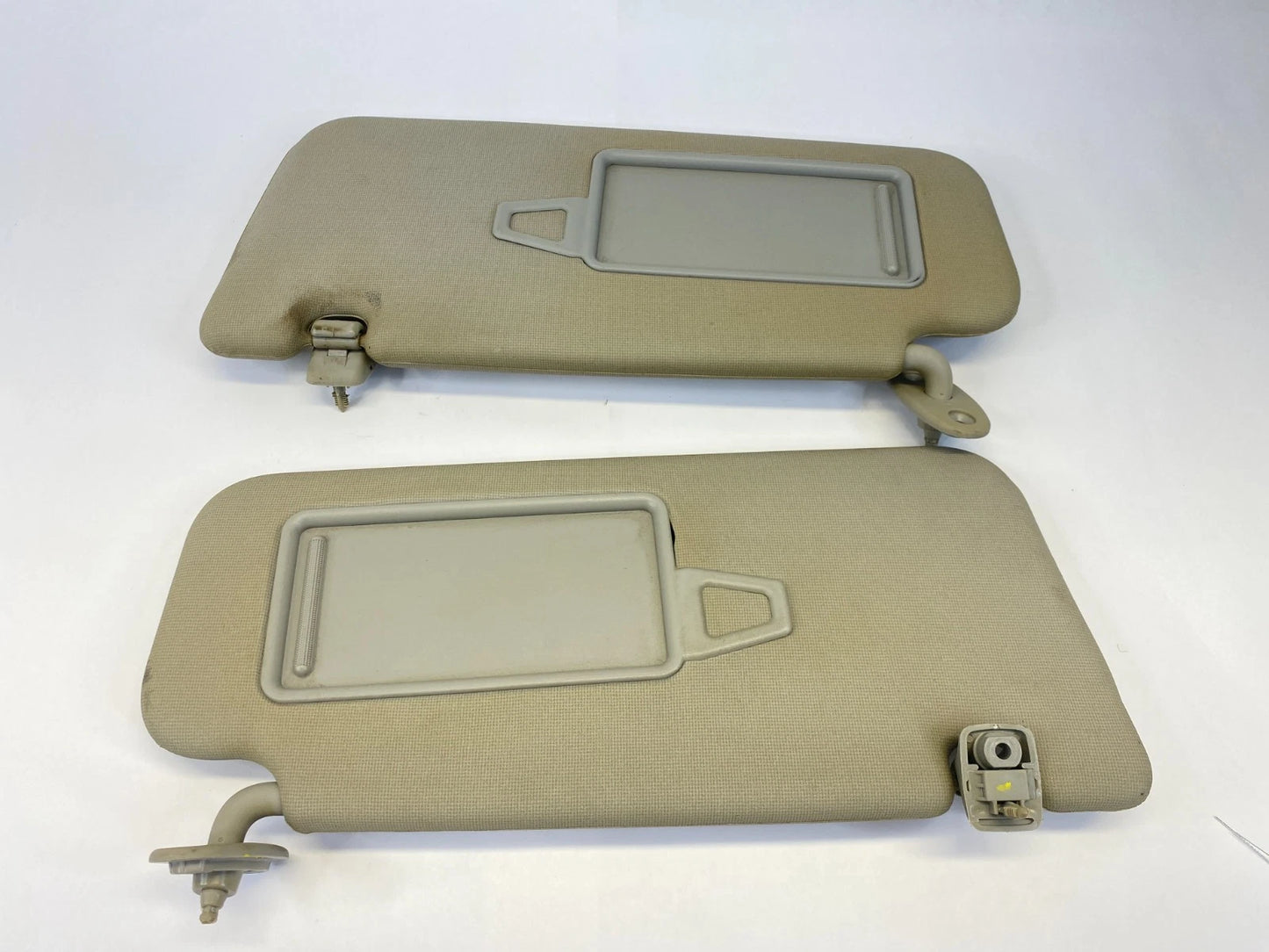 2010-2013 KIA FORTE FRONT LEFT AND RIGHT SUNVISOR SHADE MIRROR PAIR SET OEM