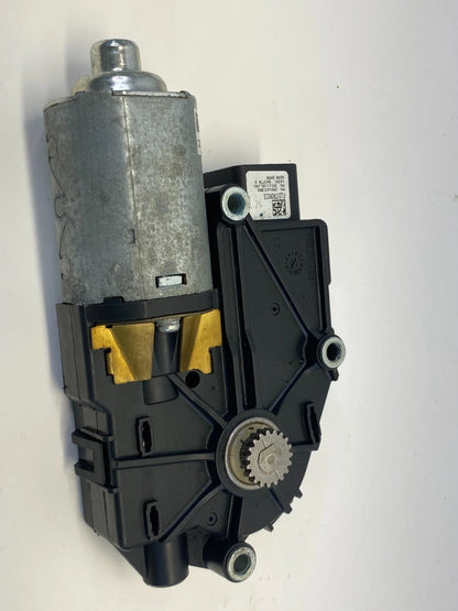 2013-2020 NISSAN PATHFINDER 14-20 QX60 POWER SUNROOF MOTOR B9320-656COEM