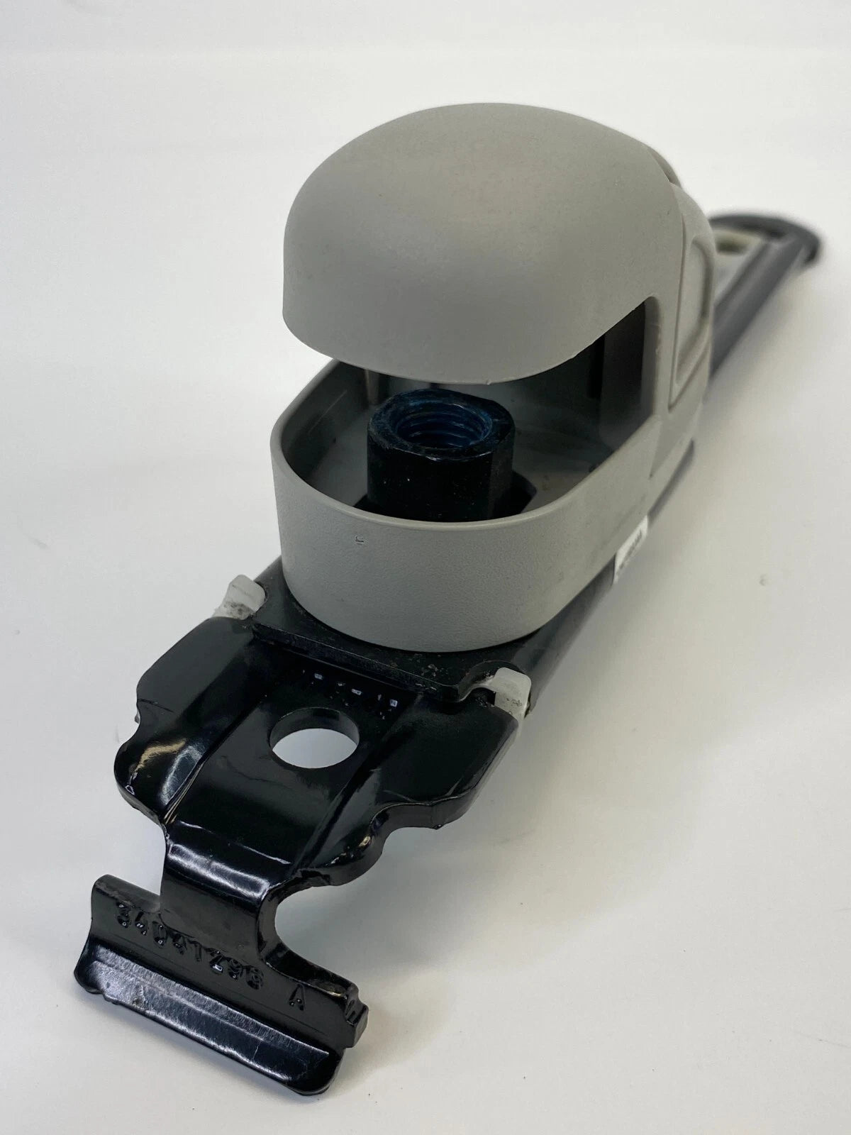 2009 2010 VOLKSWAGEN ROUTAN FRONT RIGHT SEAT BELT HEIGHT ADJUSTER 1DW77ES3AA