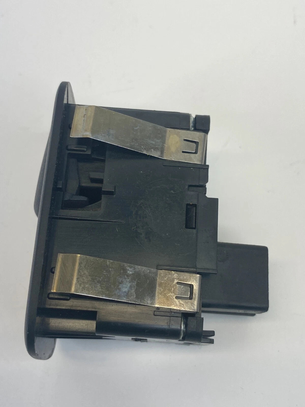 09-14 VOLKSWAGEN ROUTAN REAR RIGHT SLIDING DOOR POWER WINDOW SWITCH 68020400AC