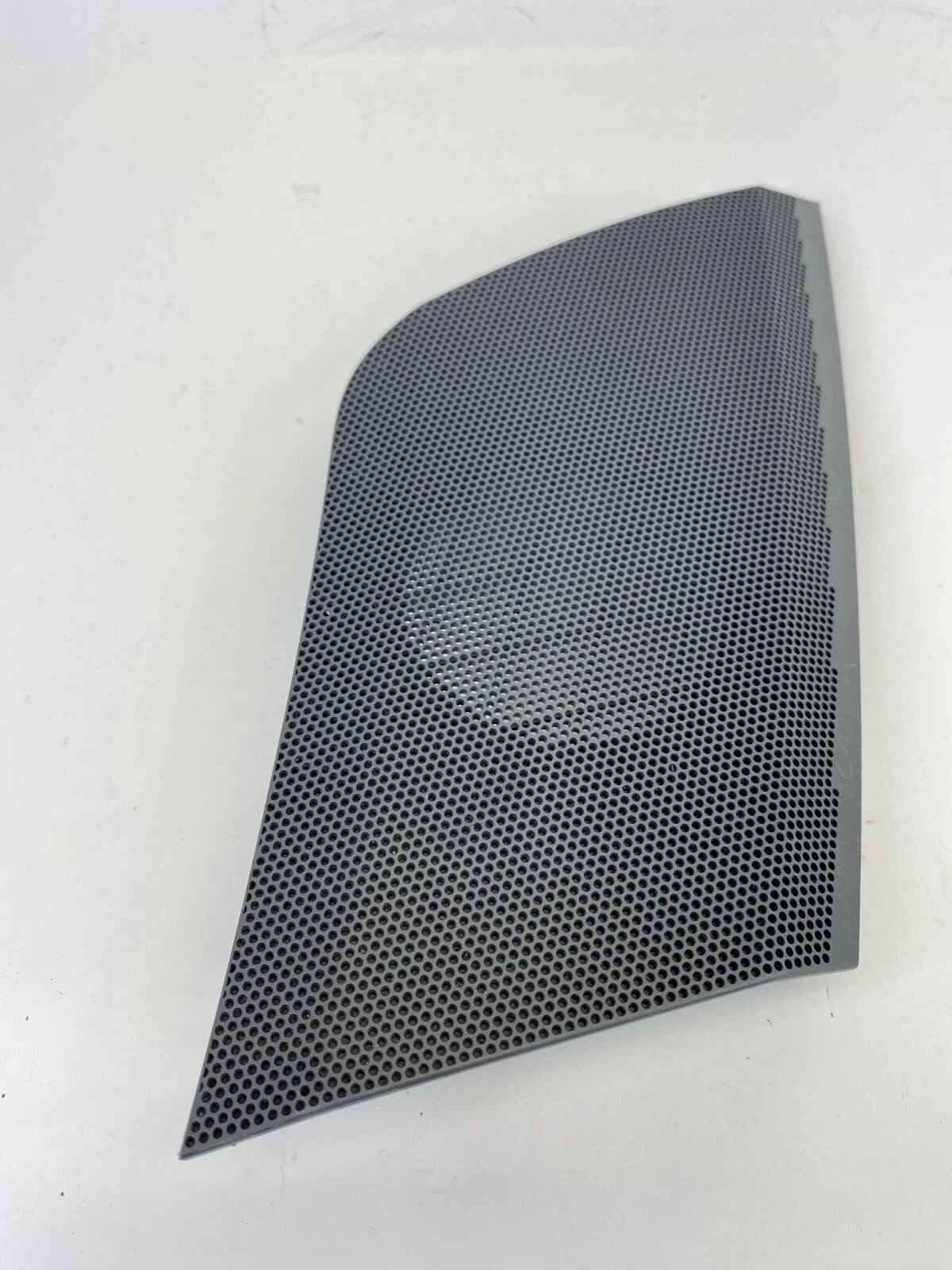 07-11 TOYOTA CAMRY FRONT RIGHT DASH SPEAKER TWEETER COVER TRIM 55473-06020 OEM