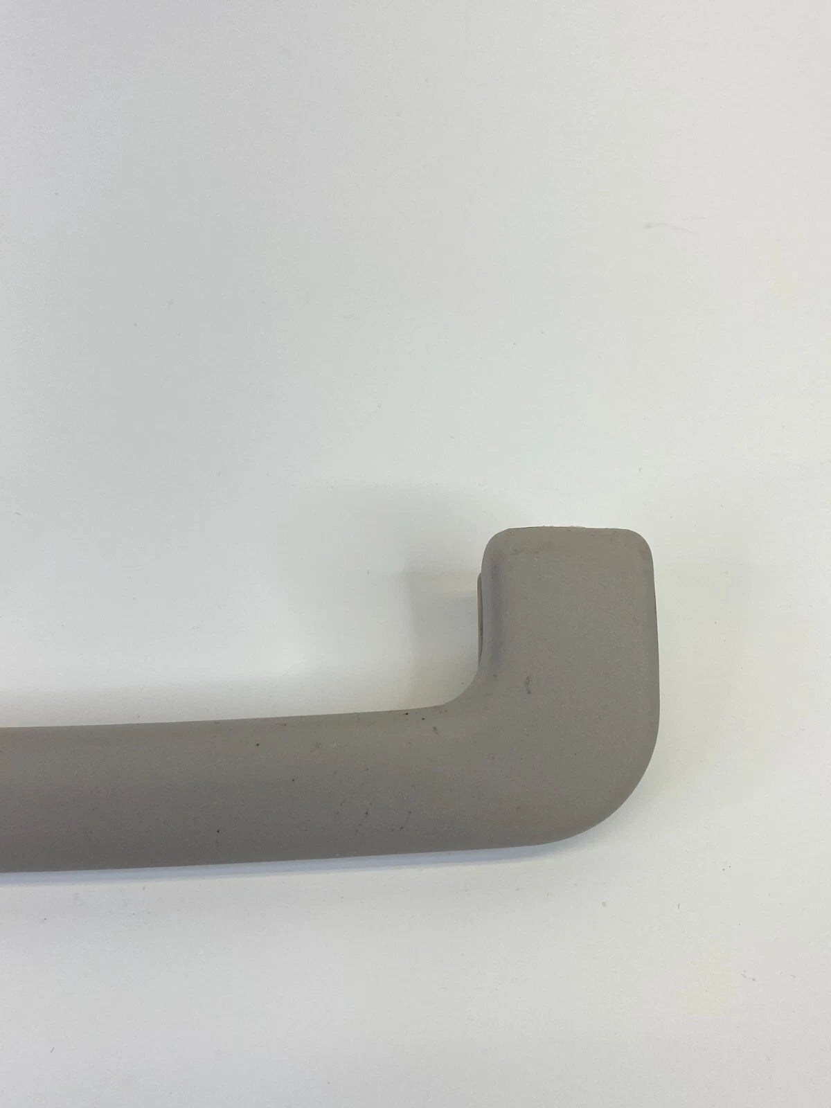 98 99 00 01 AUDI A6 QUATTRO REAR RIGHT SIDE ROOF INNER GRAB GRIP HANDLE OEM