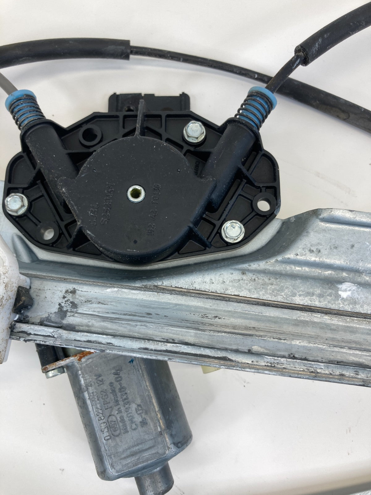 2013-2019 Ford Escape Front Left Side Door Window Regulator W/ Motor OEM