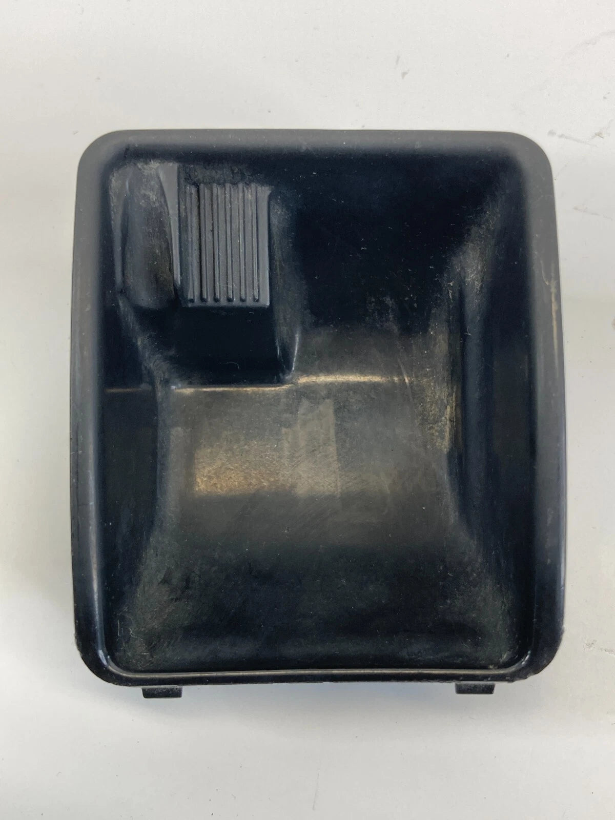 2005-2007 CHRYSLER 300 CENTER CONSOLE ASH TRAY STORAGE COMPARTMENT OEM
