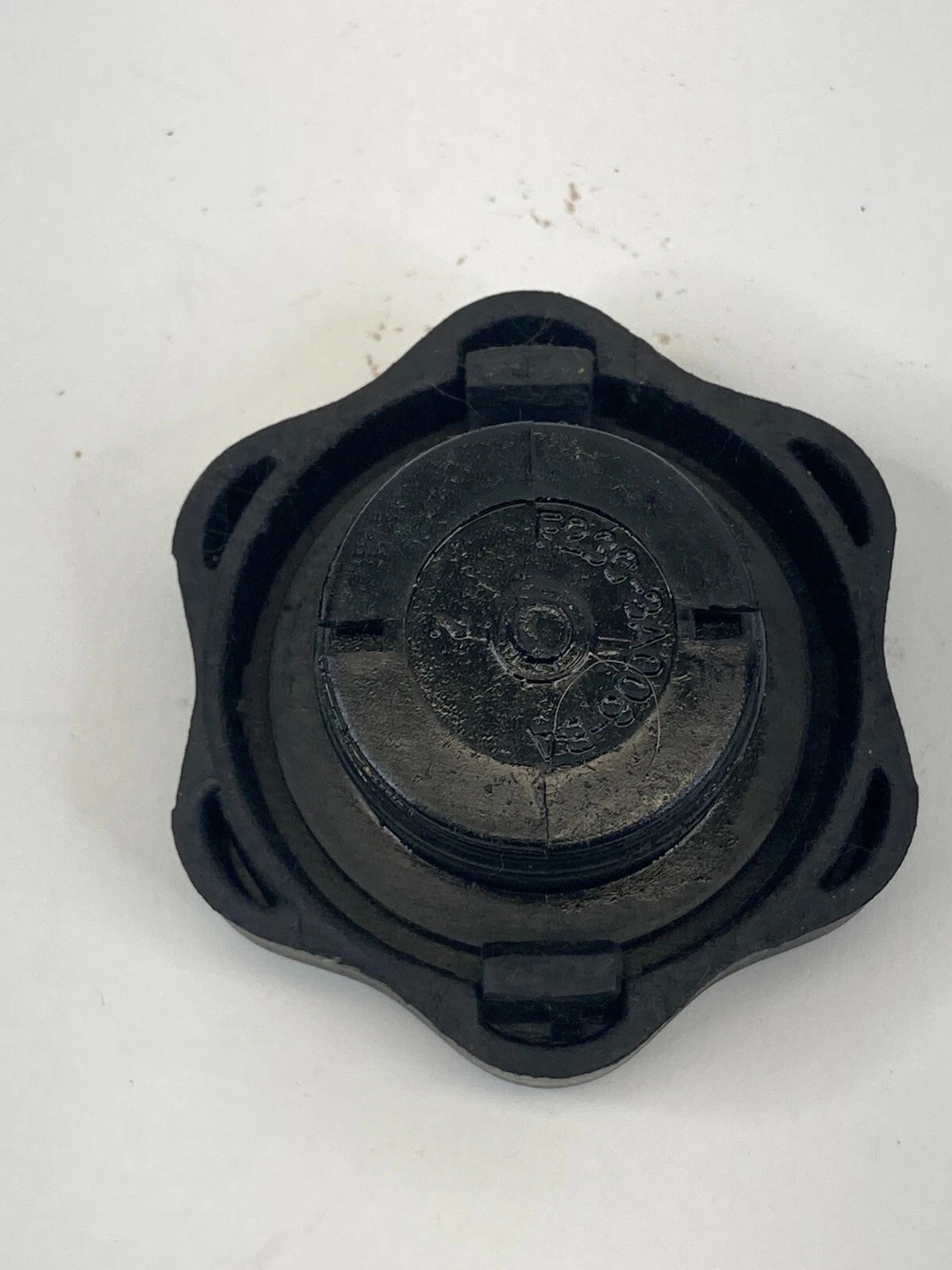 91-02 LINCOLN TOWN CAR POWER STEERING RESERVOIR FLUID TANK CAP LID COVER OEM