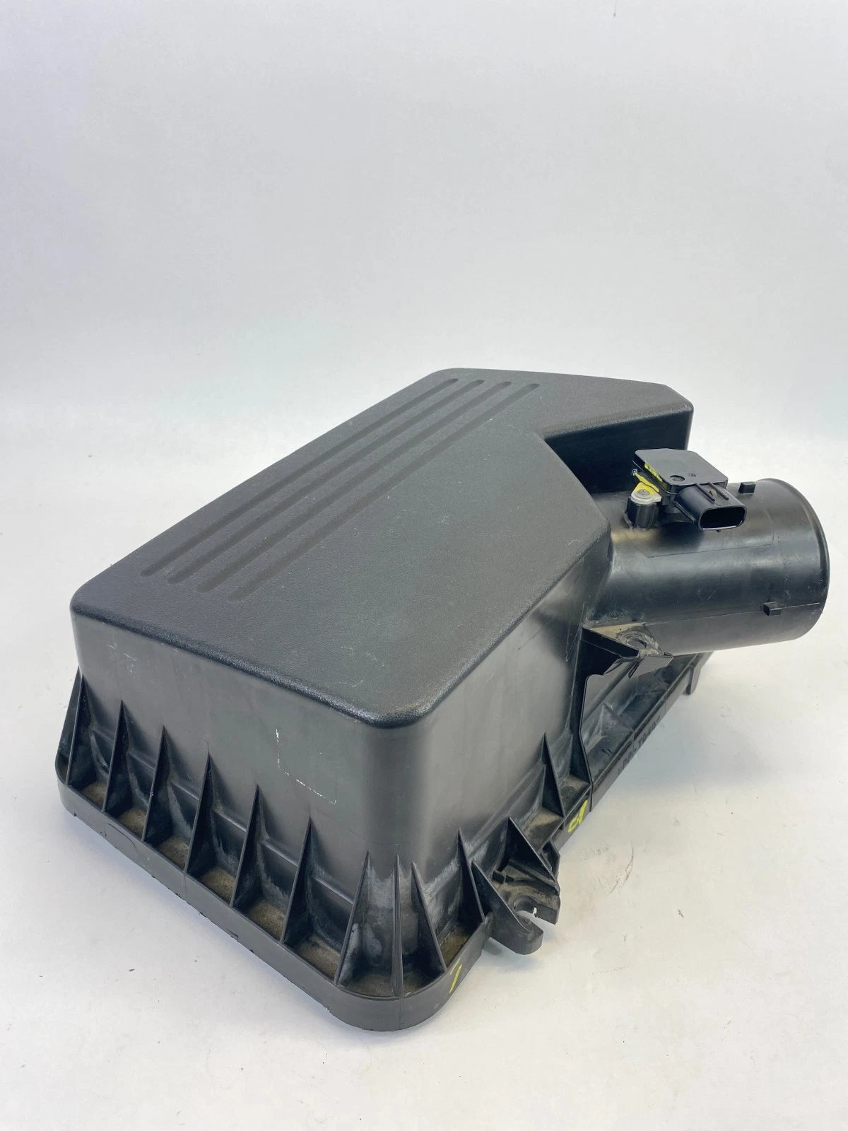 2009-2015 TOYOTA VENZA AIR INTAKE UPPER CLEANER BOX COVER W/ MAF 22204-0H010 OEM