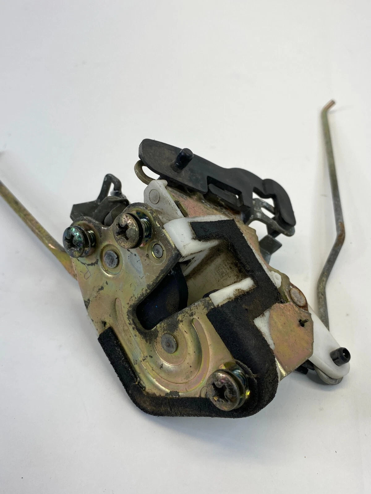 1996-2000 HYUNDAI ELANTRA REAR RIGHT PASSENGER SIDE DOOR LOCK LATCH ACTUATOR OEM