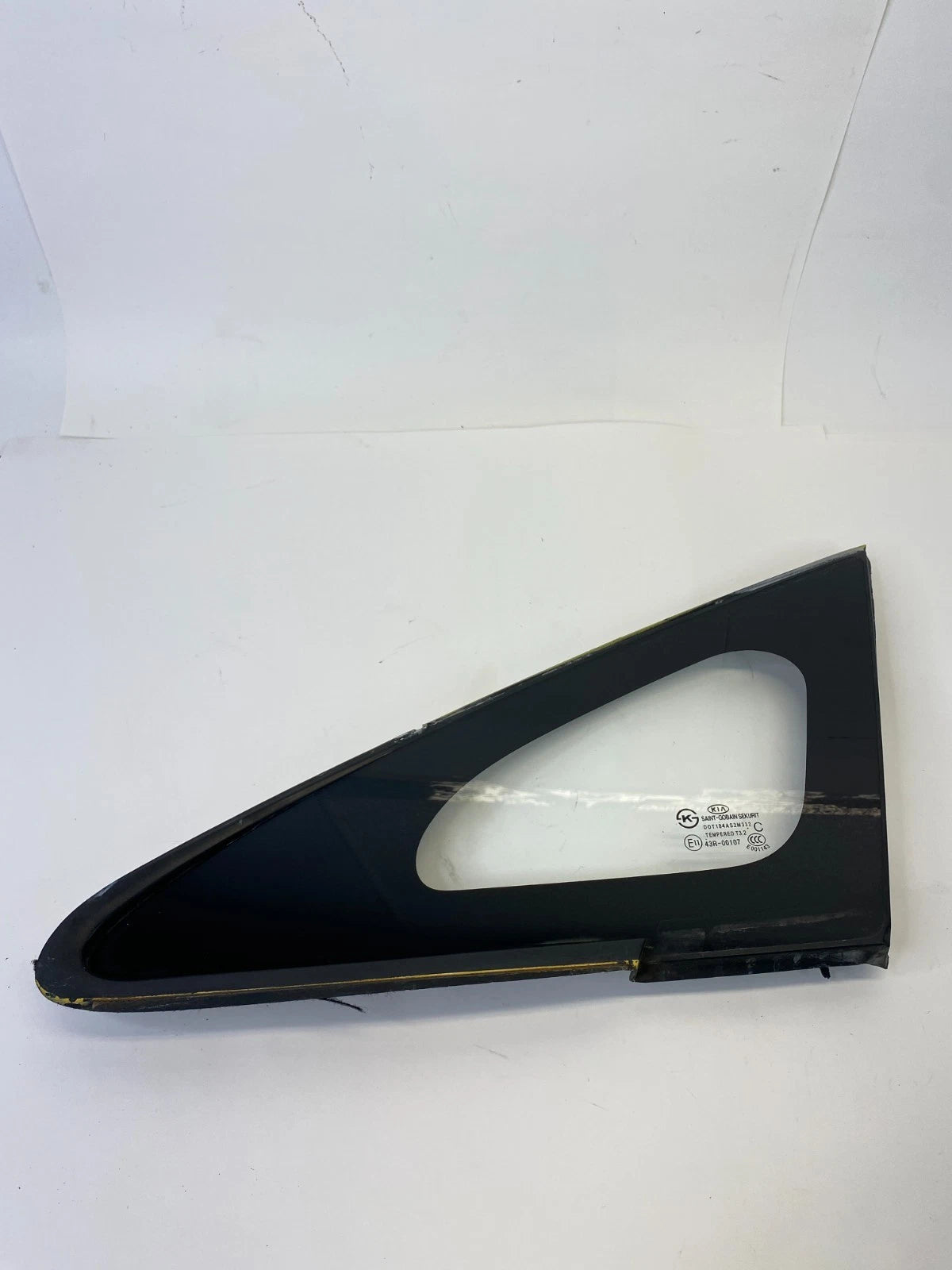 2012-2017 KIA RIO LEFT FRONT WINDSHIELD PILLAR VENT GLASS WINDOW DRIVER LH OEM