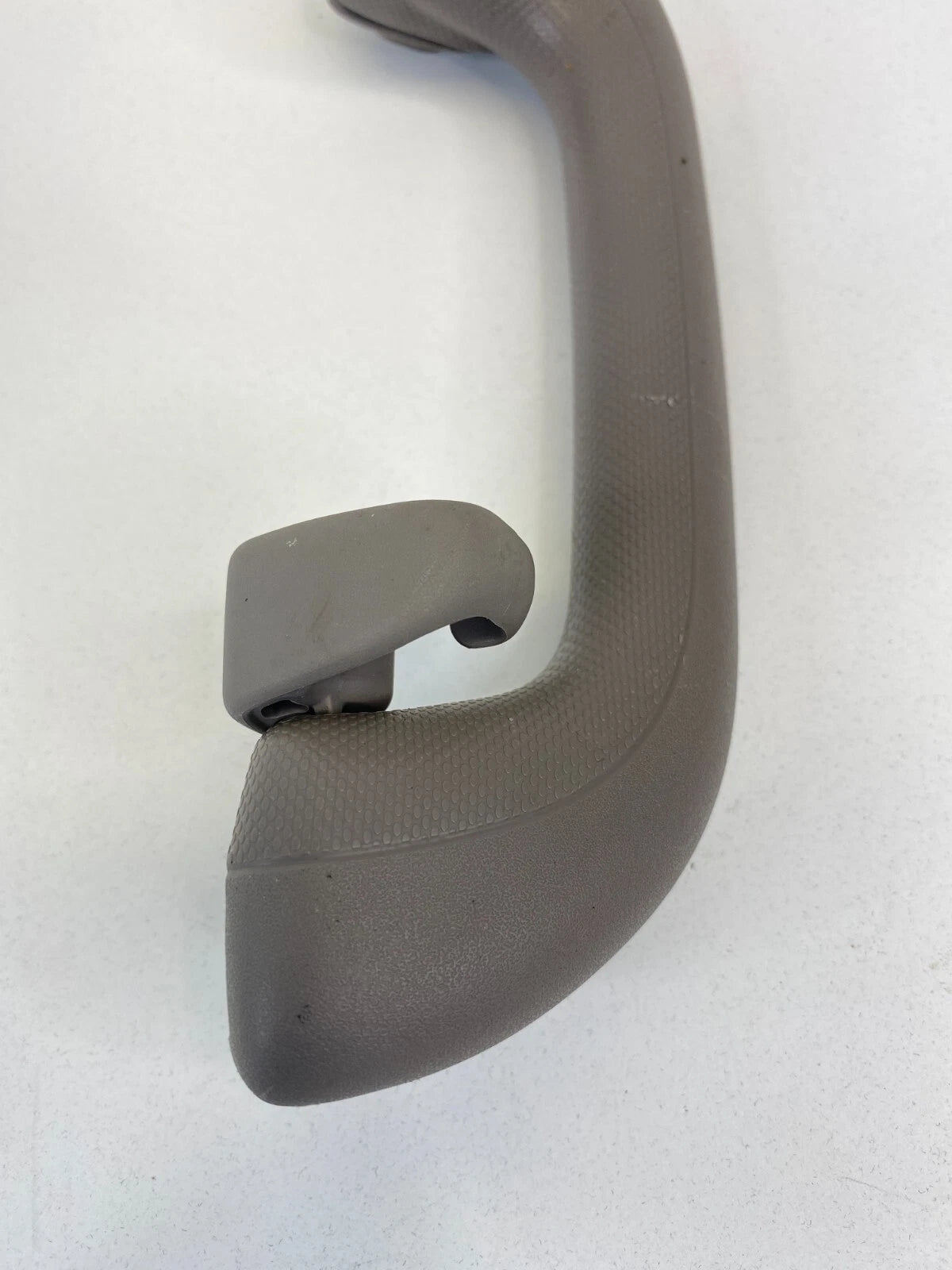 2010-2015 HYUNDAI TUCSON REAR LEFT DRIVER SIDE ROOF GRAB HANDLE ASSIST GRIP OEM